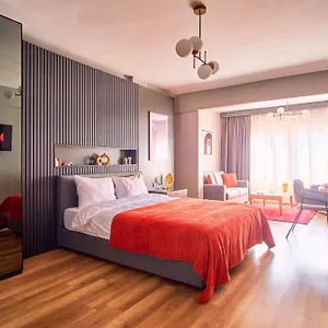 Taks-inn , Istanbul Turkey